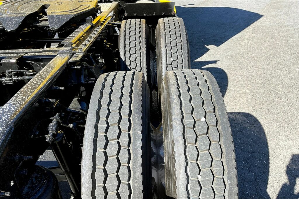 2021 INT LT625 6×4 Sleeper