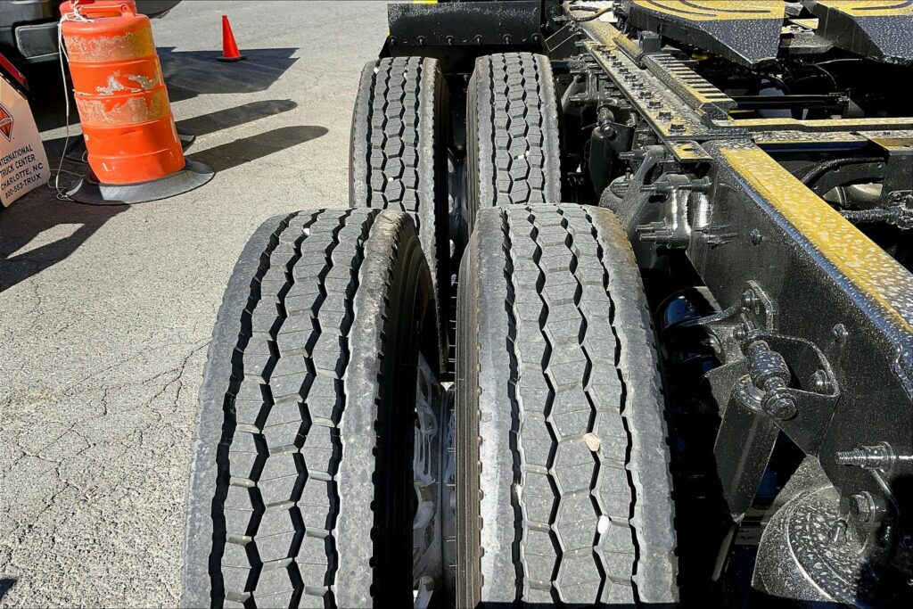 2021 INT LT625 6×4 Sleeper