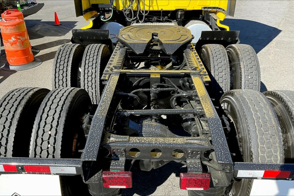 2021 INT LT625 6×4 Sleeper