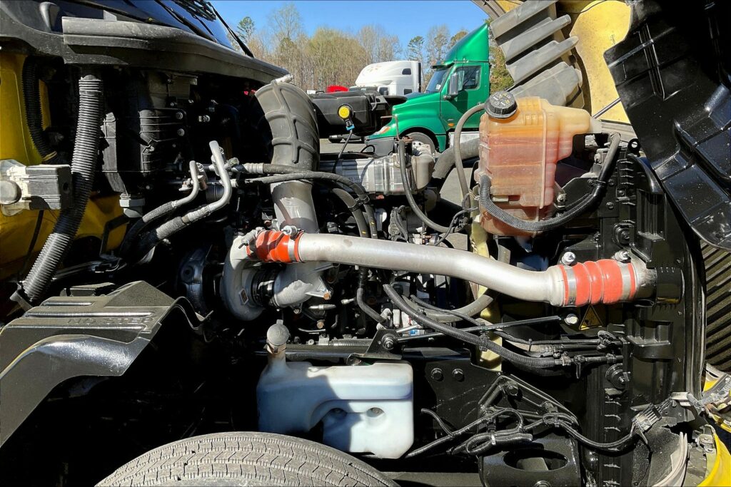 2021 INT LT625 6×4 Sleeper