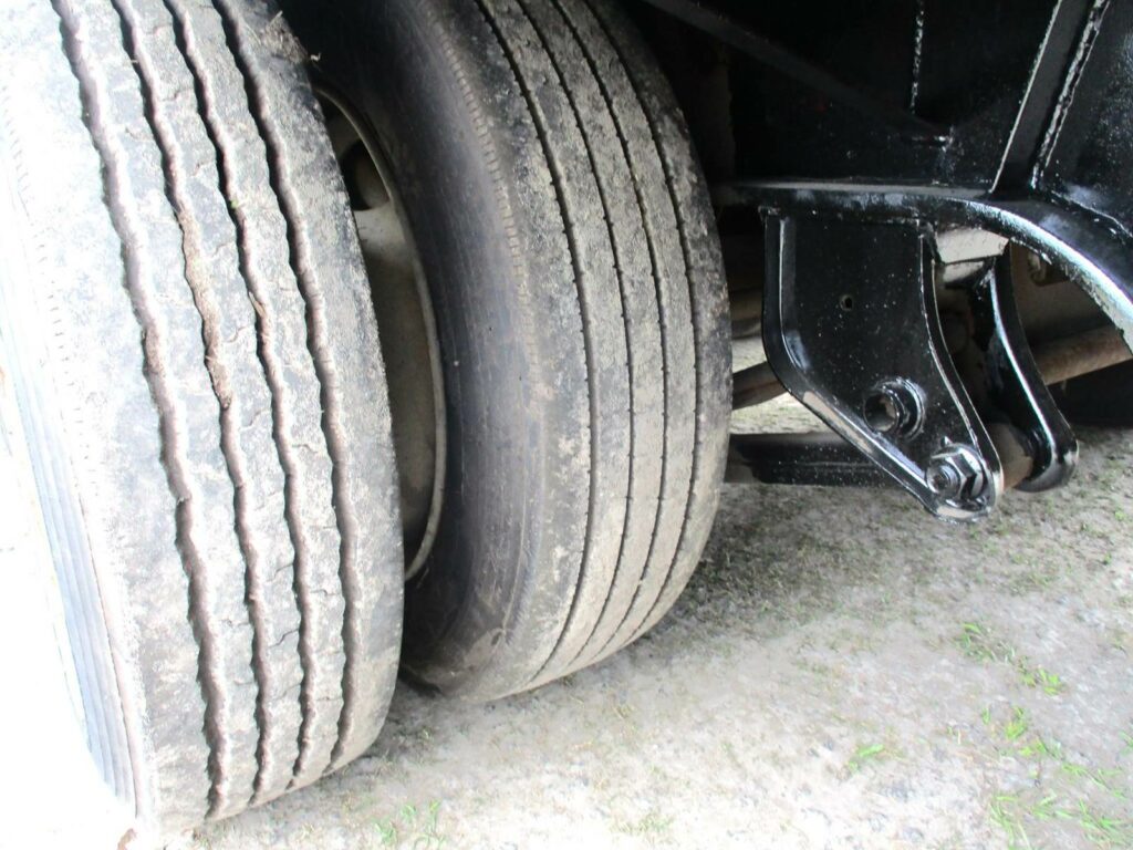 1999 Fontaine DROP DECK WITH FORK LIFT RAMP