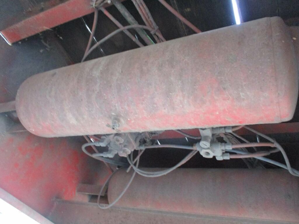 1999 Fontaine DROP DECK WITH FORK LIFT RAMP