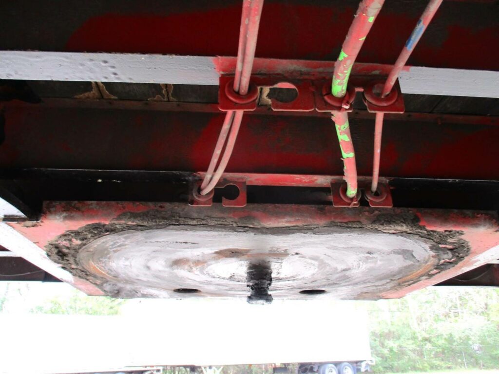 1999 Fontaine DROP DECK WITH FORK LIFT RAMP