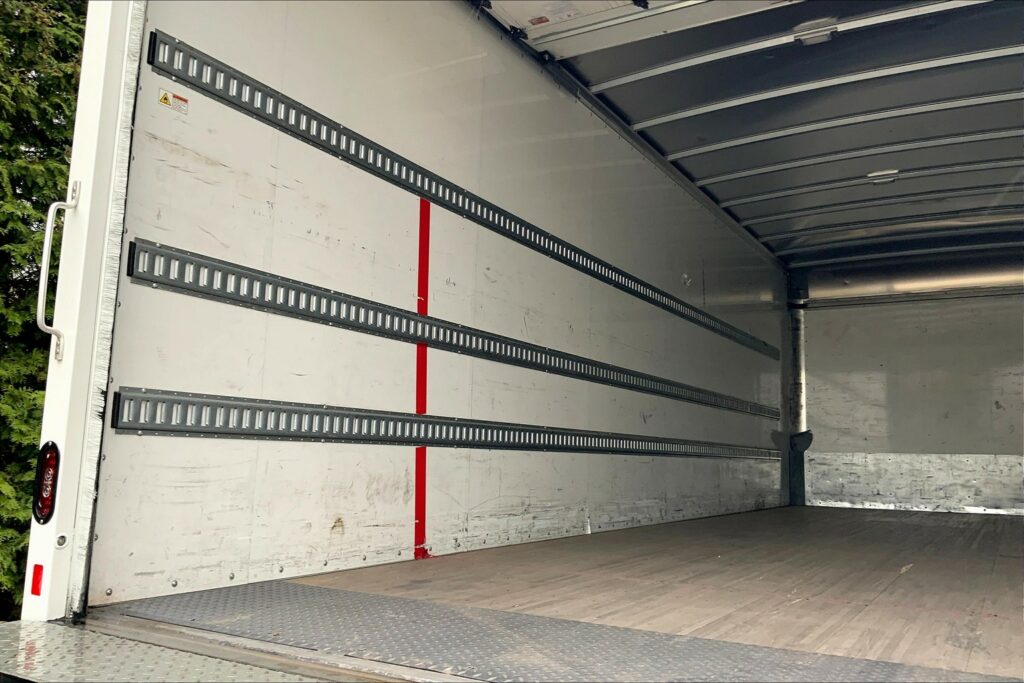 2022 CUM MV607 Medium Conventional