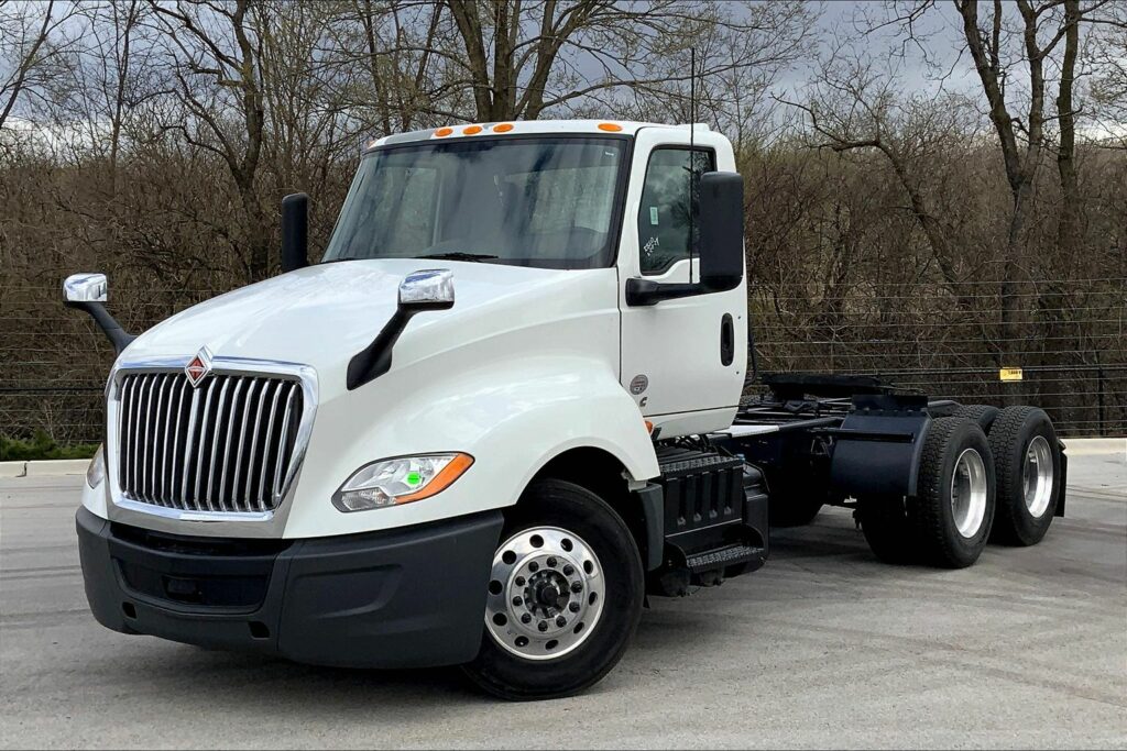 2020 CUM LT625 6×4 Day Cab