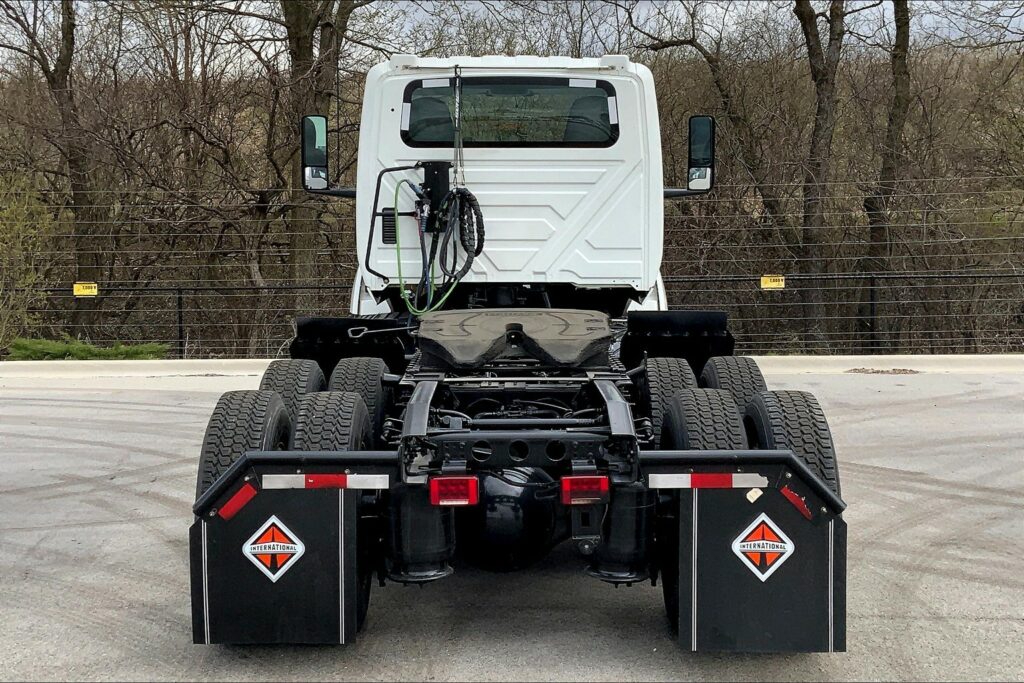 2020 CUM LT625 6×4 Day Cab