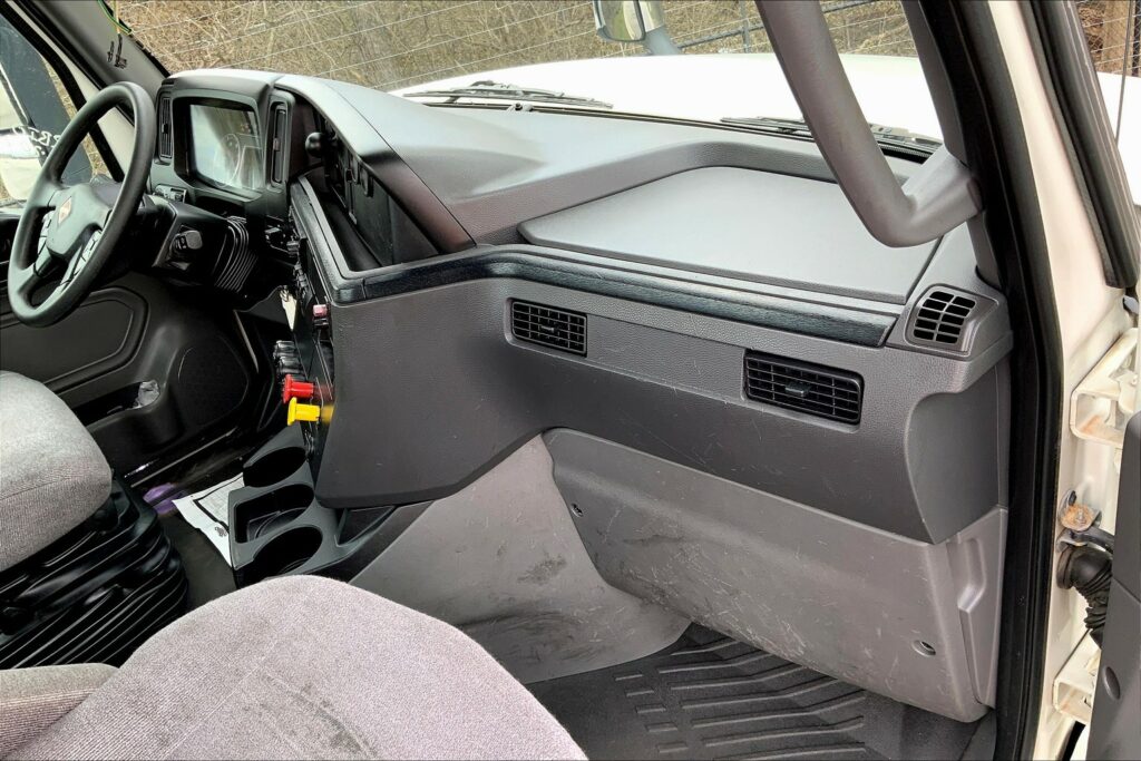 2020 CUM LT625 6×4 Day Cab