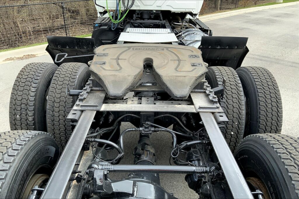 2020 CUM LT625 6×4 Day Cab