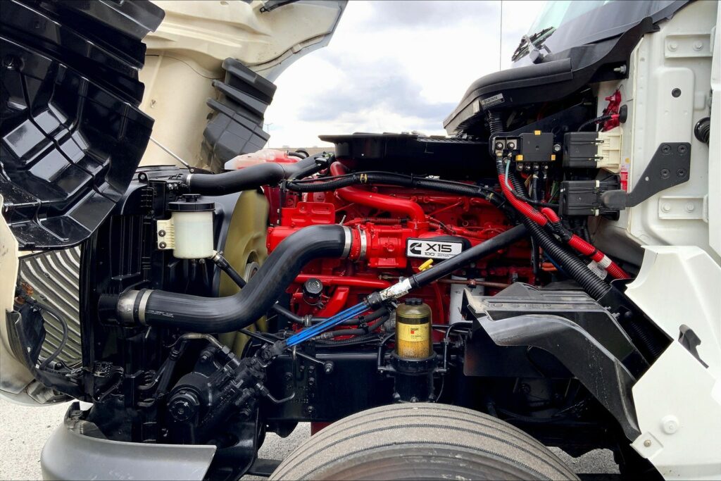 2020 CUM LT625 6×4 Day Cab