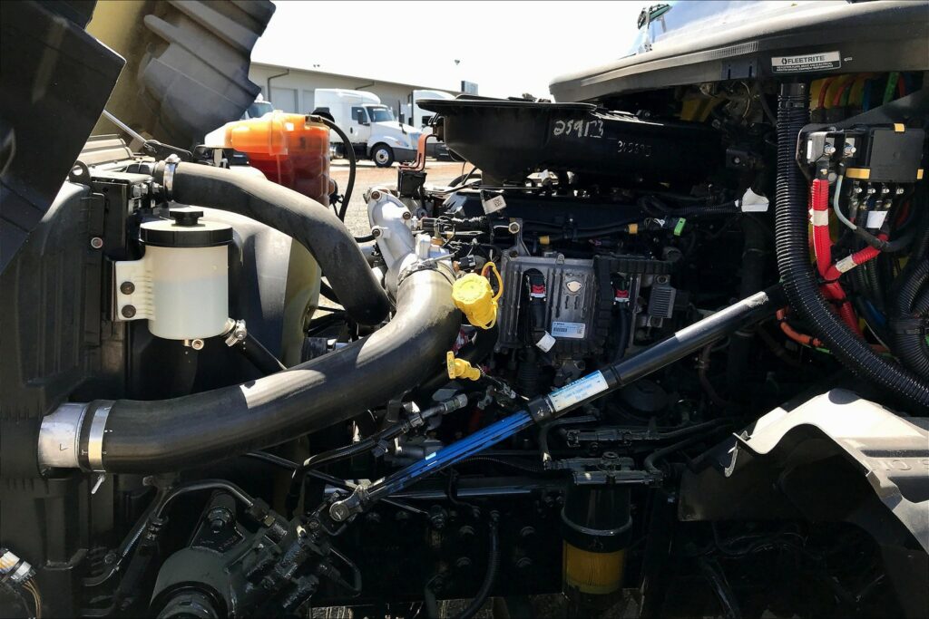 2021 INT LT625 6×4 Sleeper