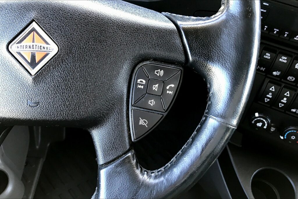 2021 INT LT625 6×4 Sleeper