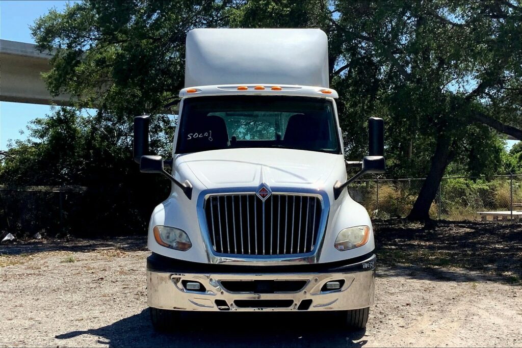 2018 INT LT625 6×4 Day Cab