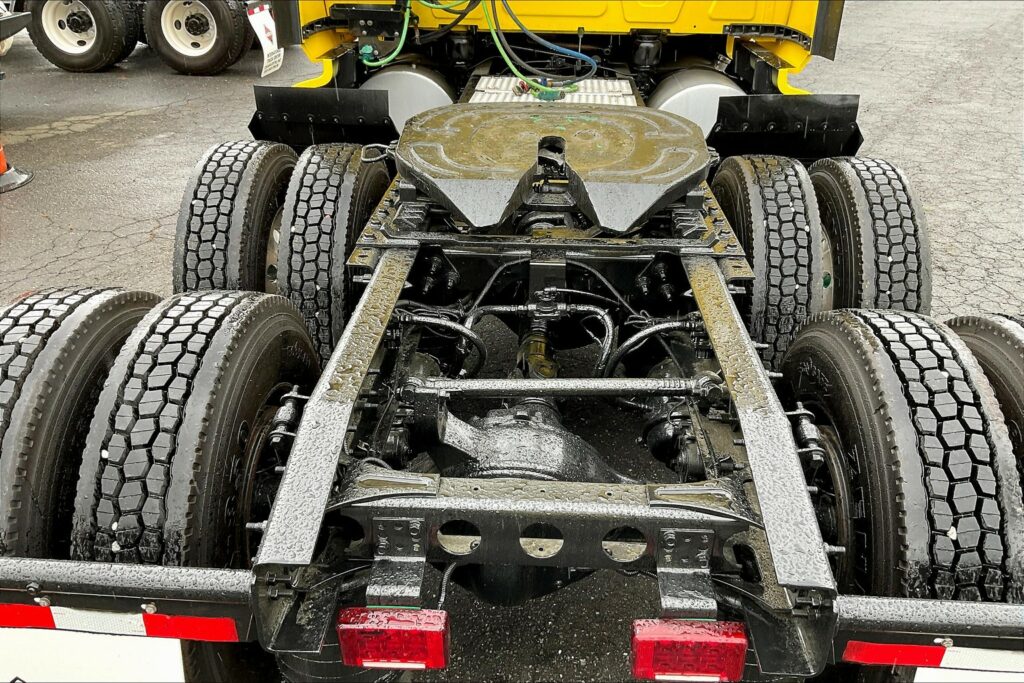 2021 INT LT625 6×4 Sleeper