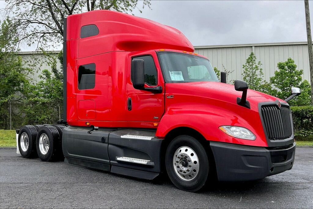 2021 INT LT625 6×4 Sleeper