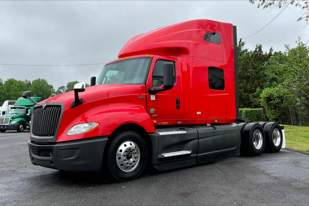 2021 INT LT625 6×4 Sleeper