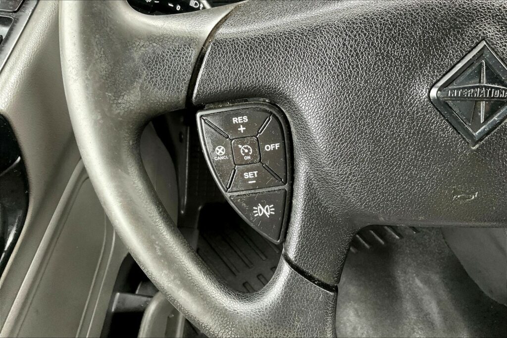 2021 INT LT625 6×4 Sleeper