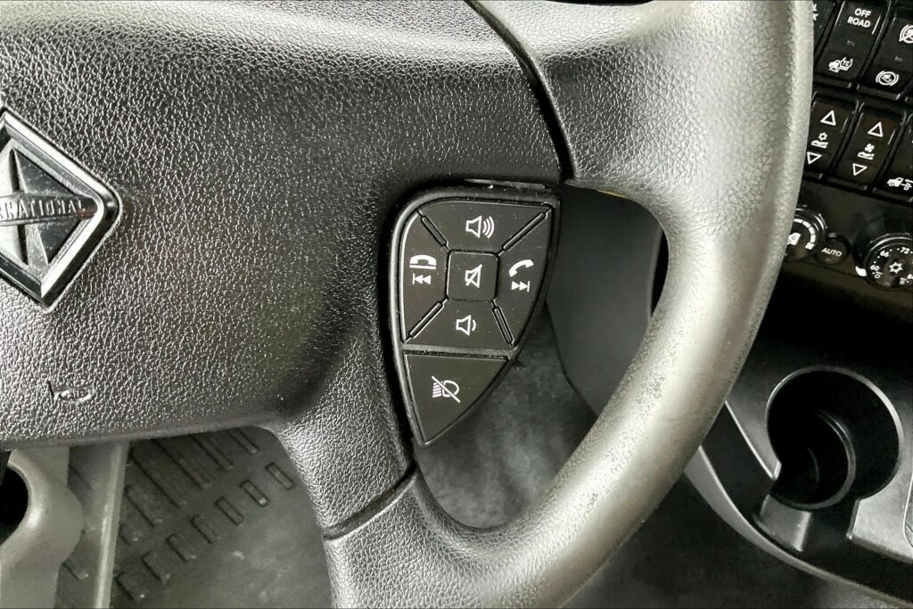 2021 INT LT625 6×4 Sleeper