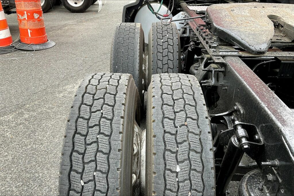 2021 INT LT625 6×4 Sleeper