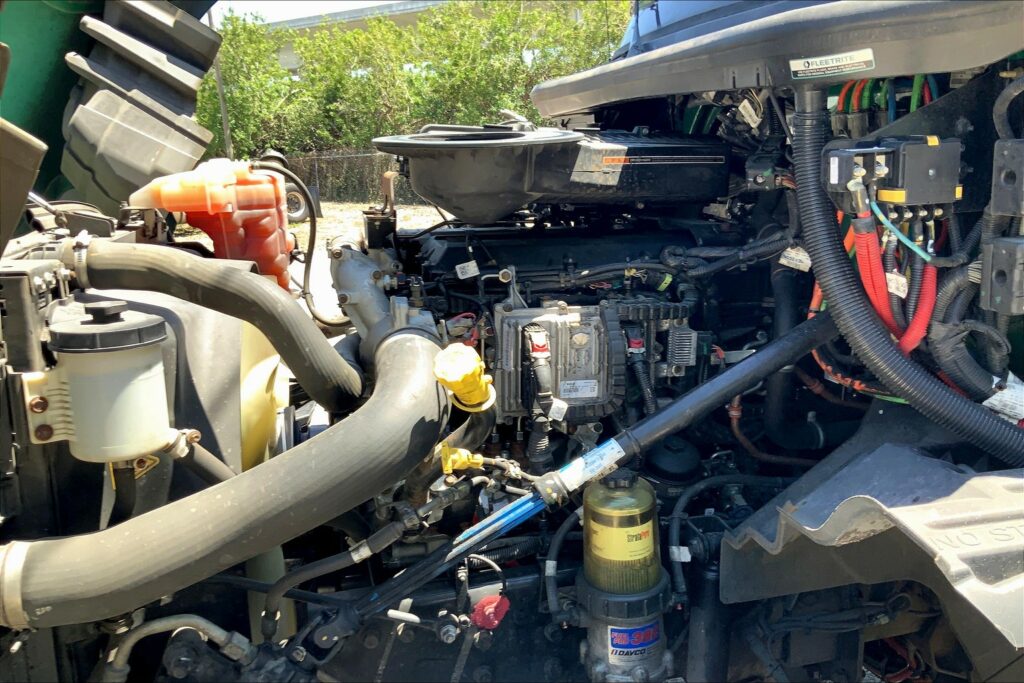 2020 INT LT625 6×4 Sleeper