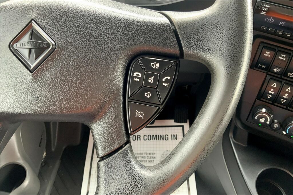 2020 INT LT625 6×4 Sleeper