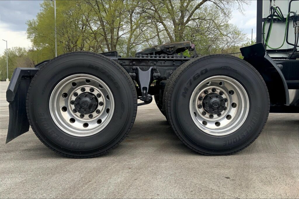 2020 INT LT625 6×4 Sleeper