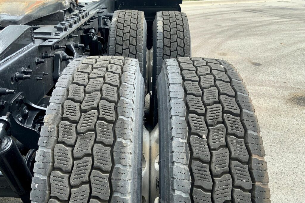 2020 INT LT625 6×4 Sleeper