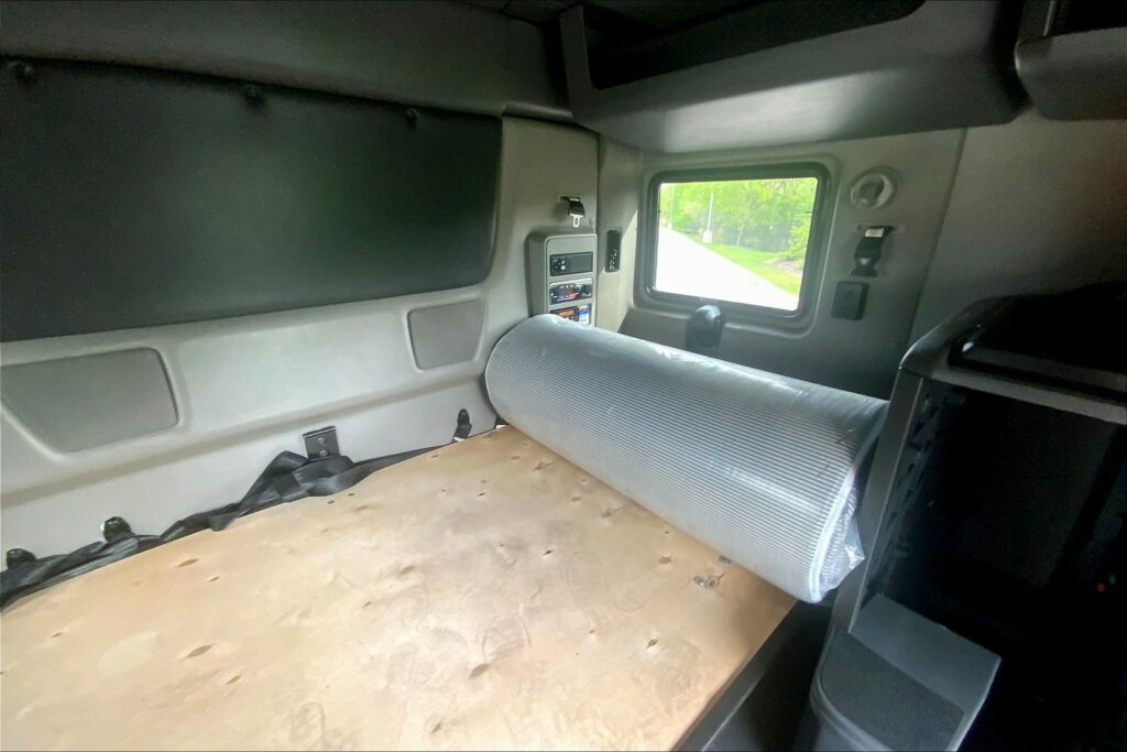 2020 INT LT625 6×4 Sleeper