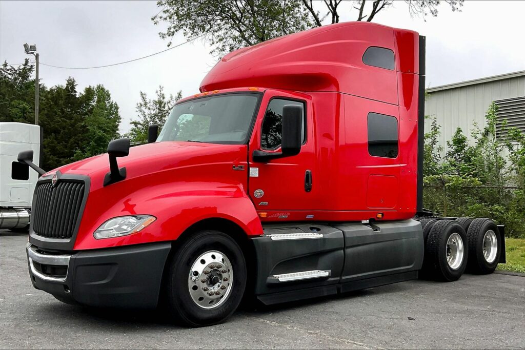 2021 INT LT625 6×4 Sleeper