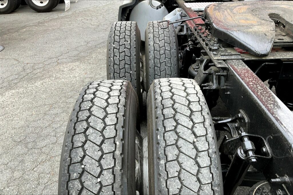 2021 INT LT625 6×4 Sleeper