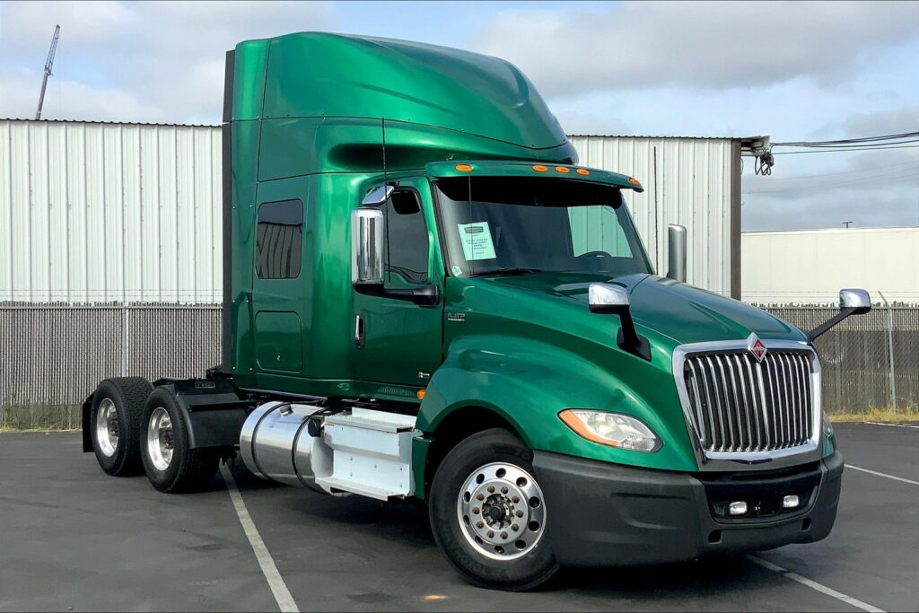 2020 INT LT625 6×4 Sleeper