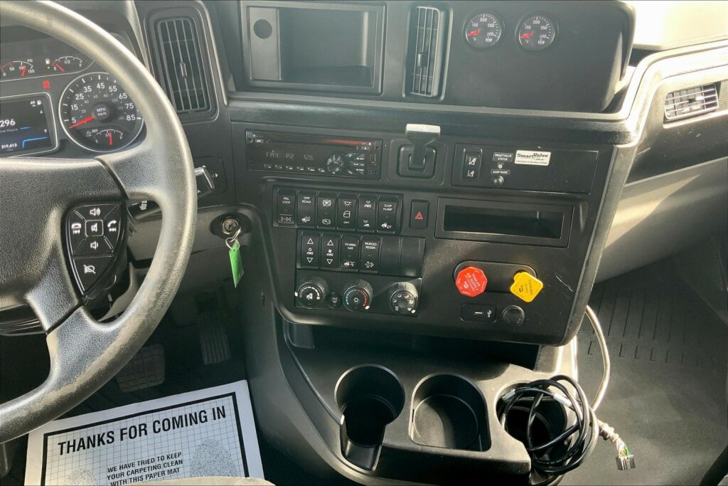 2020 INT LT625 6×4 Sleeper