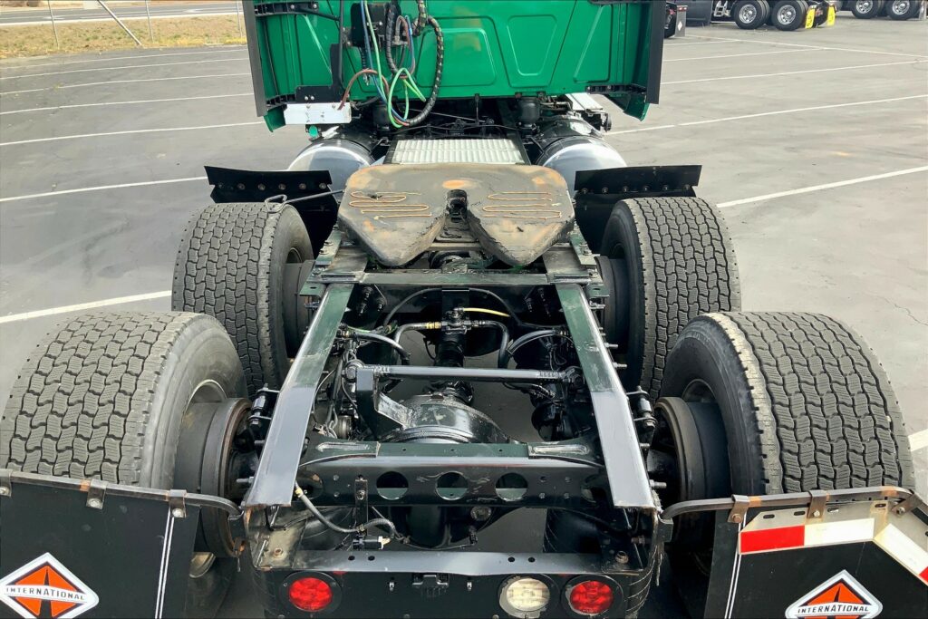 2020 INT LT625 6×4 Sleeper