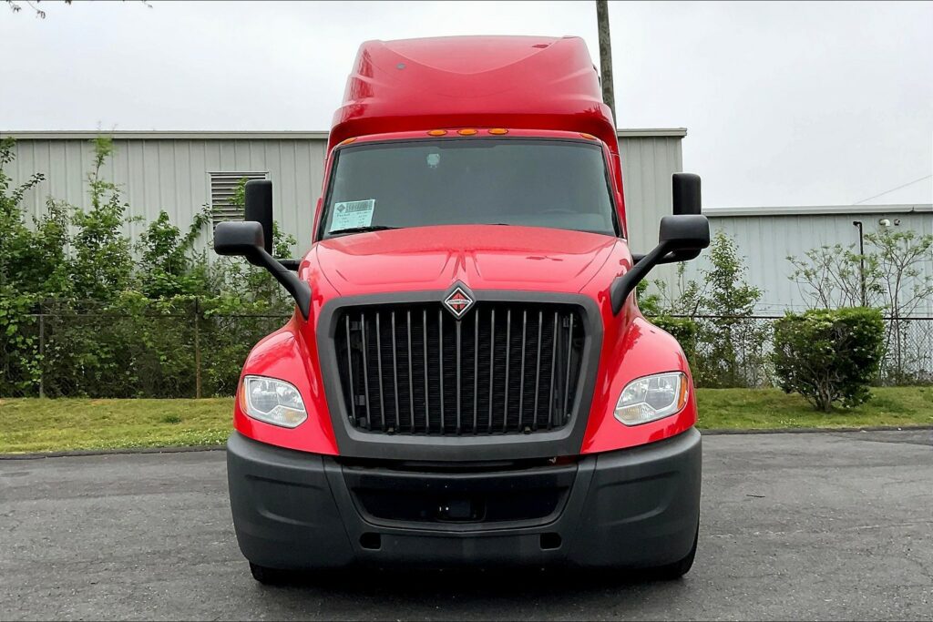 2021 INT LT625 6×4 Sleeper