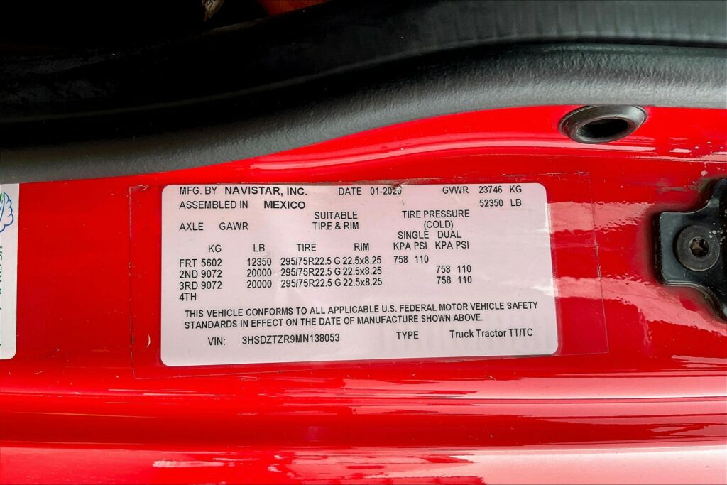 2021 INT LT625 6×4 Sleeper