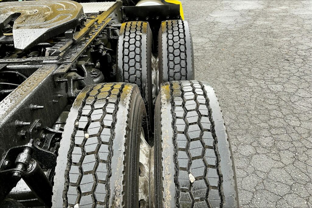 2021 INT LT625 6×4 Sleeper