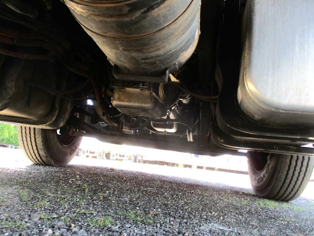 2008 Freightliner M2 106