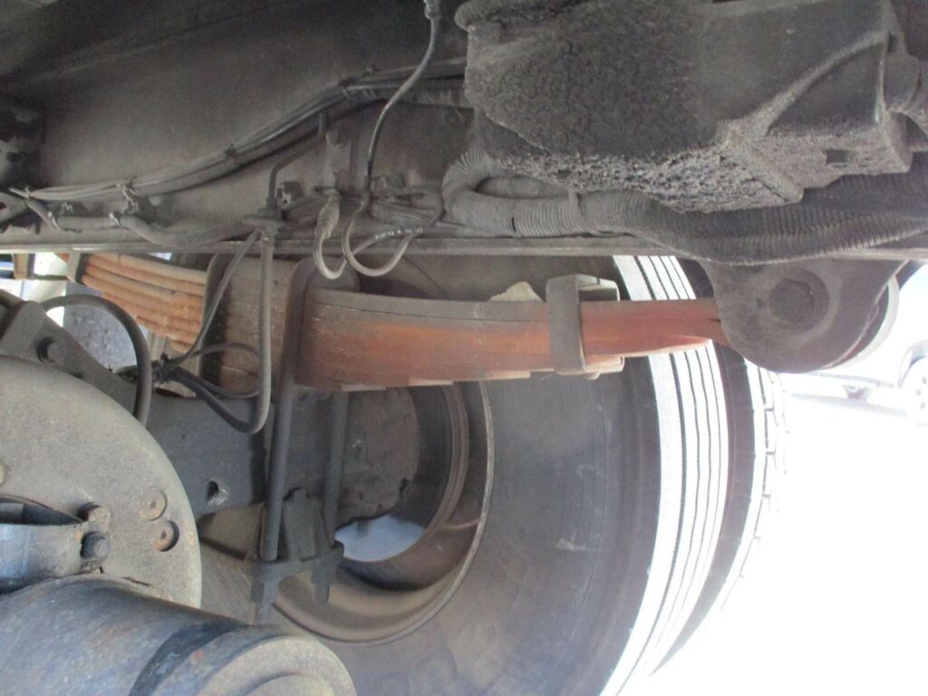 2008 Freightliner M2 106