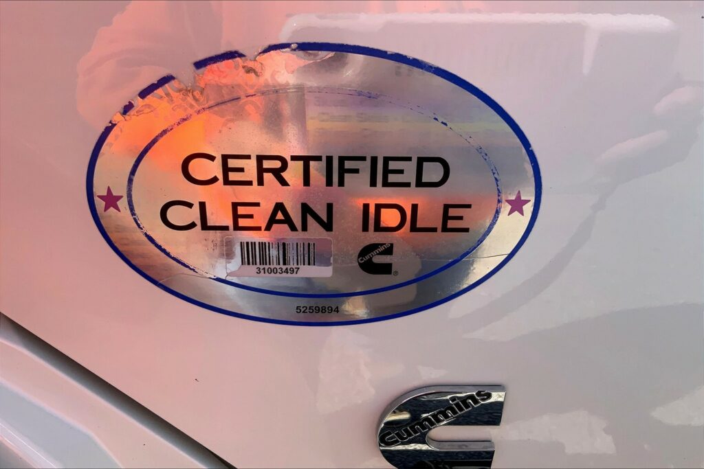 2020 CUM MV607 Medium Conventional