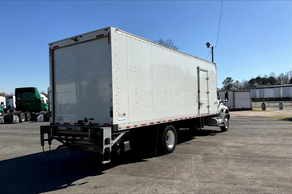 2022 CUM MV607 Medium Conventional