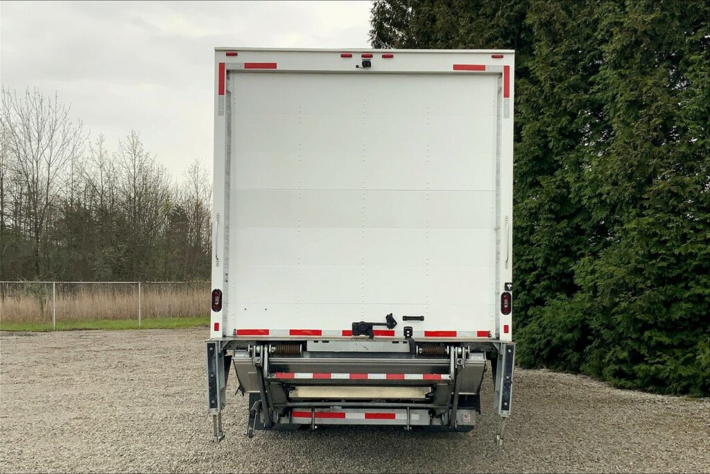 2022 CUM MV607 Medium Conventional