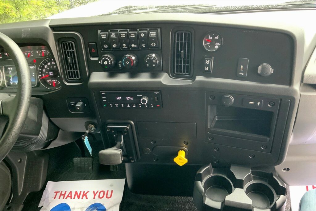 2022 CUM MV607 Medium Conventional