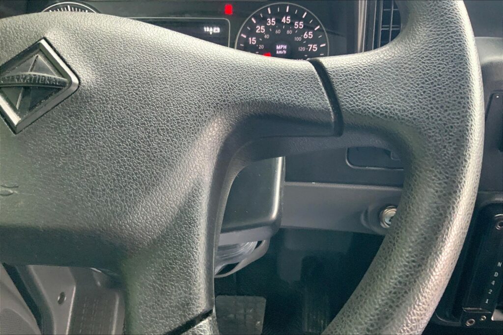 2022 CUM MV607 Medium Conventional