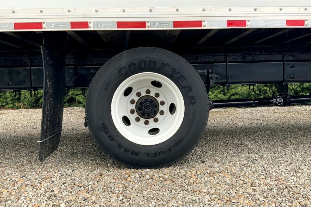 2022 CUM MV607 Medium Conventional