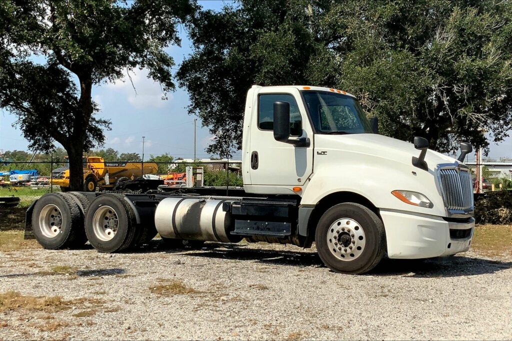 2020 CUM LT625 6×4 Day Cab