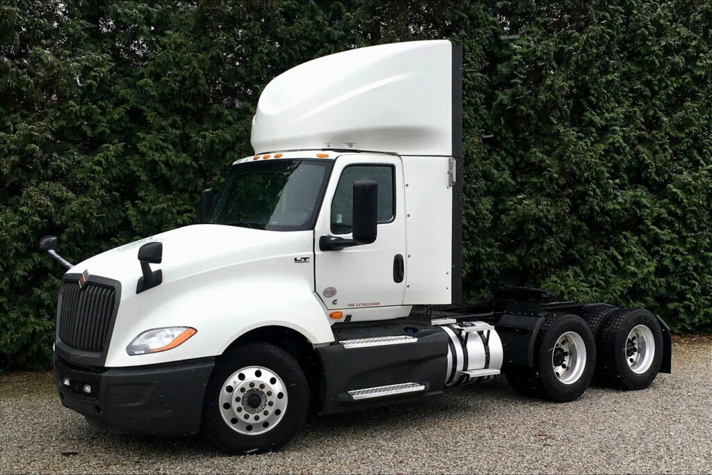 2020 CUM LT625 6×4 Day Cab