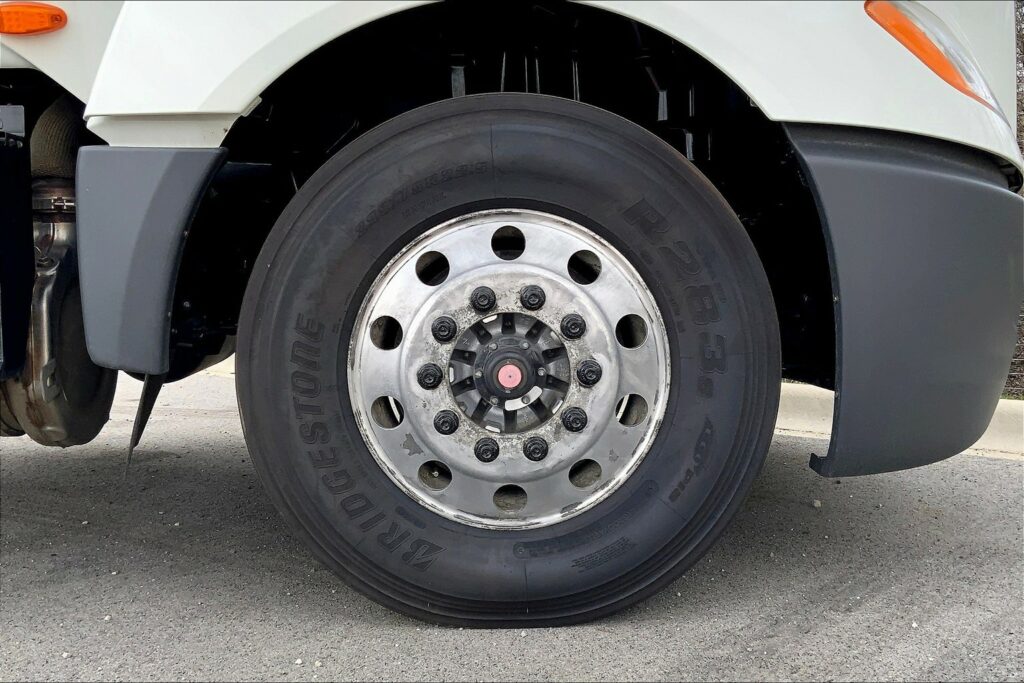 2020 CUM LT625 6×4 Day Cab