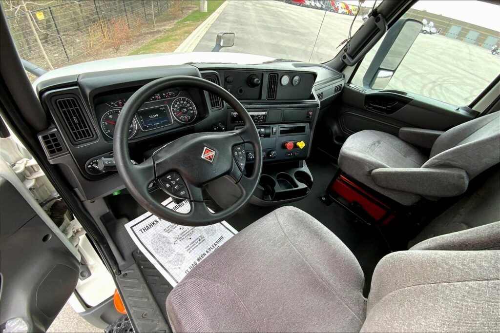 2020 CUM LT625 6×4 Day Cab