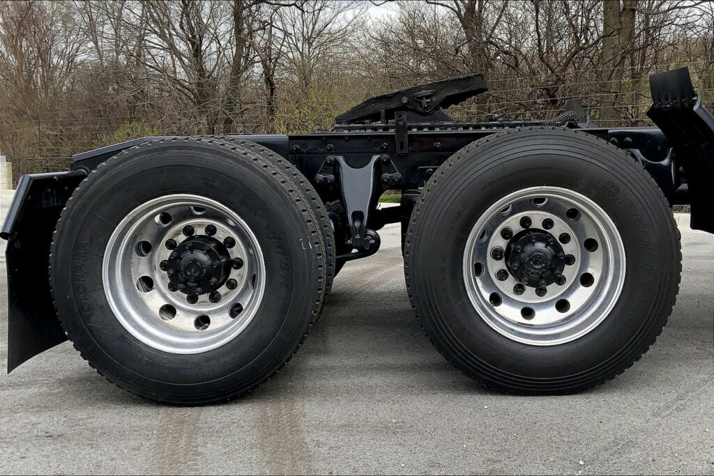 2020 CUM LT625 6×4 Day Cab