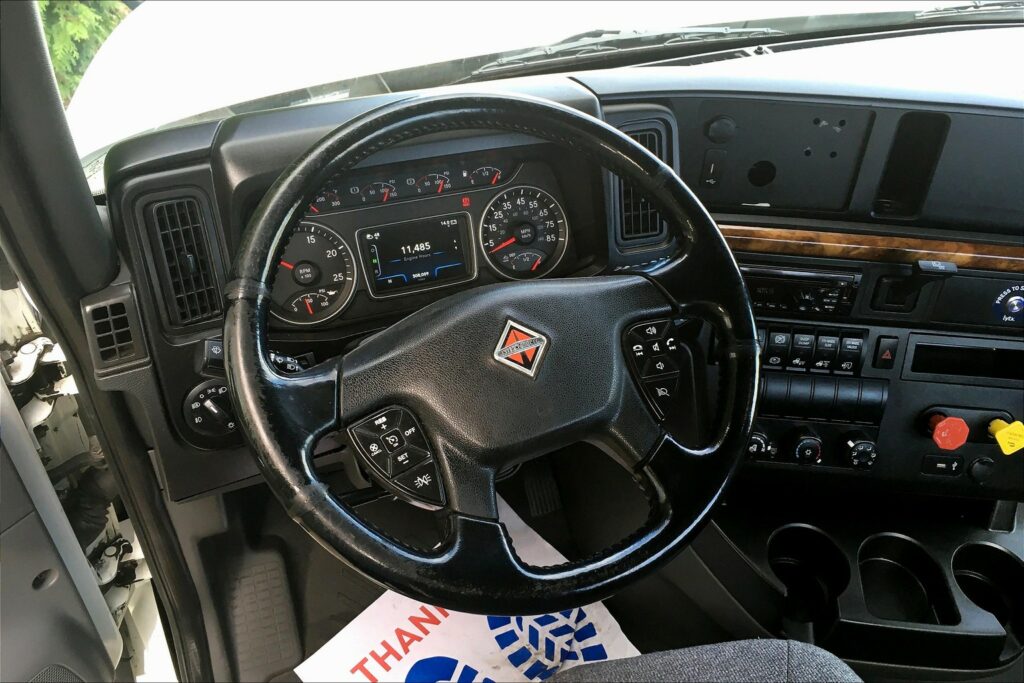 2020 CUM LT625 6×4 Day Cab