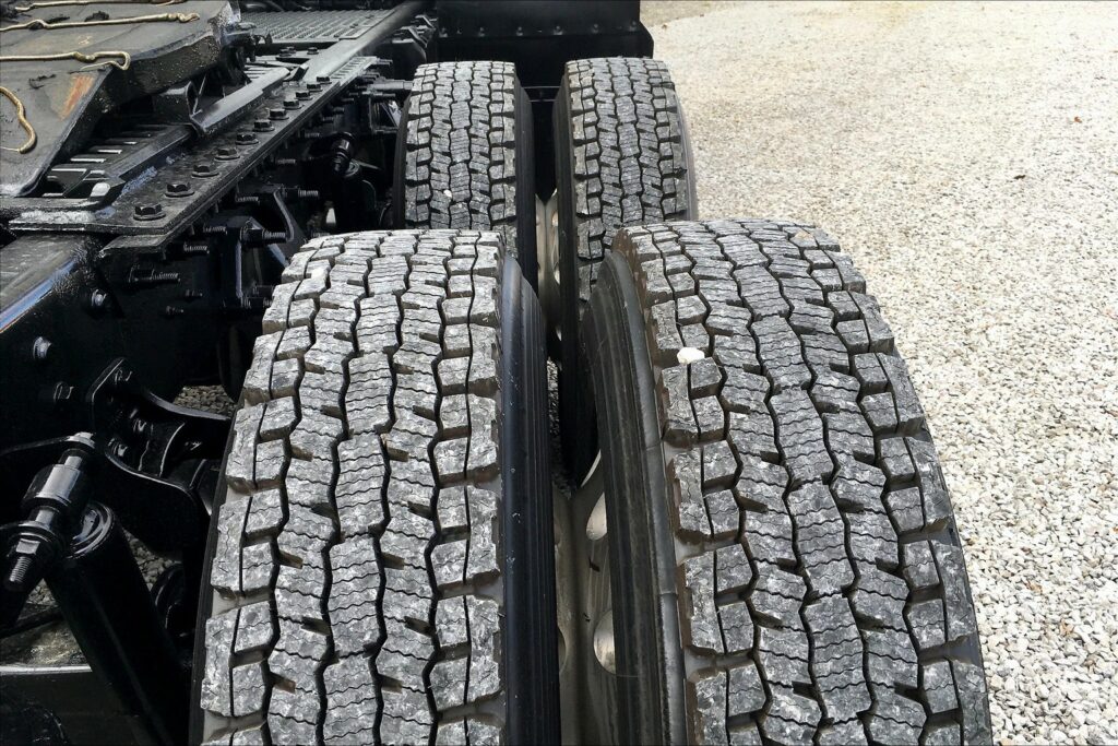 2020 CUM LT625 6×4 Day Cab